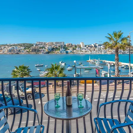 Harbour Lights Seafront 2 Bedroom With Panoramic Sea Views - By Getawaysmalta خليج سانت بول