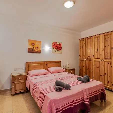 Harbour Lights Seafront 2 Bedroom With Panoramic Sea Views - By Getawaysmalta * St. Paul's Bay