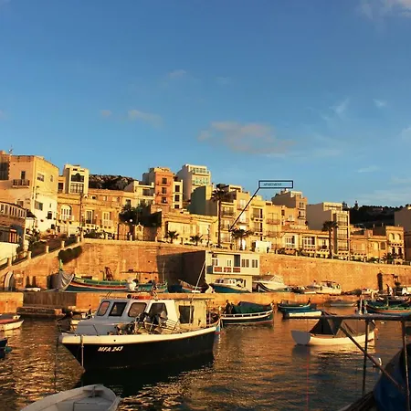 Harbour Lights Seafront 2 Bedroom With Panoramic Sea Views - By Getawaysmalta خليج سانت بول
