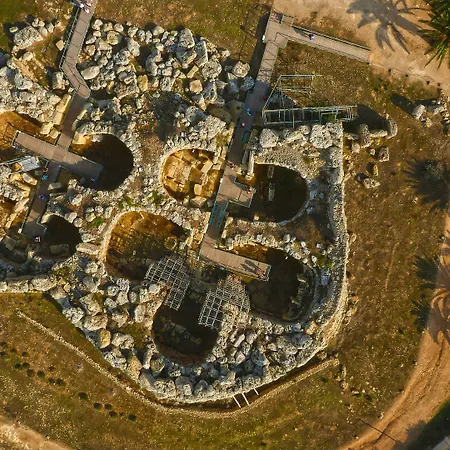 Harbour Lights Seafront 2 Bedroom Apartments With Panoramic Sea Views - By Getawaysmalta St. Paul's Bay