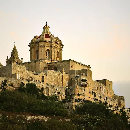 Harbour Lights Seafront 2 Bedroom Apartments With Panoramic Sea Views - By Getawaysmalta