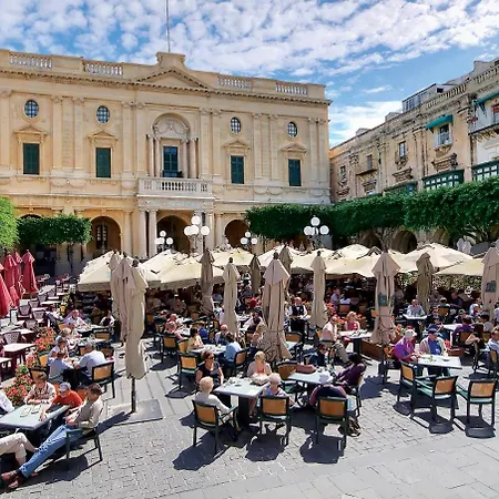 Apartamento Harbour Lights Seafront 2 Bedroom With Panoramic Sea Views - By Getawaysmalta