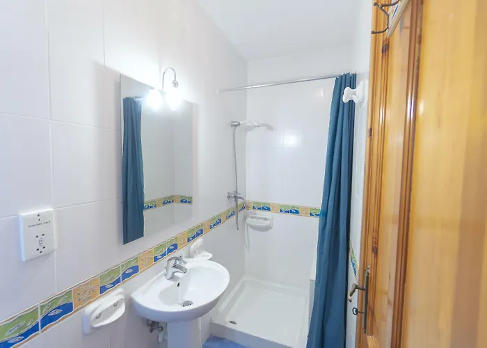 Harbour Lights Seafront 2 Bedroom With Panoramic Sea Views - By Getawaysmalta *