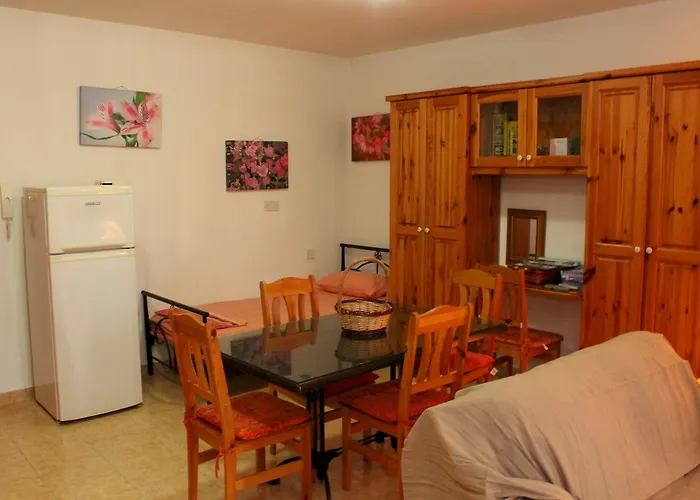 Harbour Lights Seafront 2 Bedroom With Panoramic Sea Views - By Getawaysmalta * St. Paul's Bay