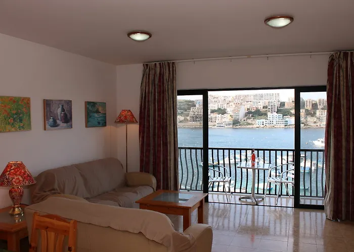 Harbour Lights Seafront 2 Bedroom With Panoramic Sea Views - By Getawaysmalta Apartament *