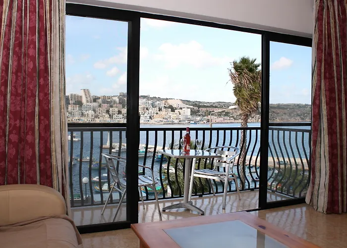 Harbour Lights Seafront 2 Bedroom With Panoramic Sea Views - By Getawaysmalta *