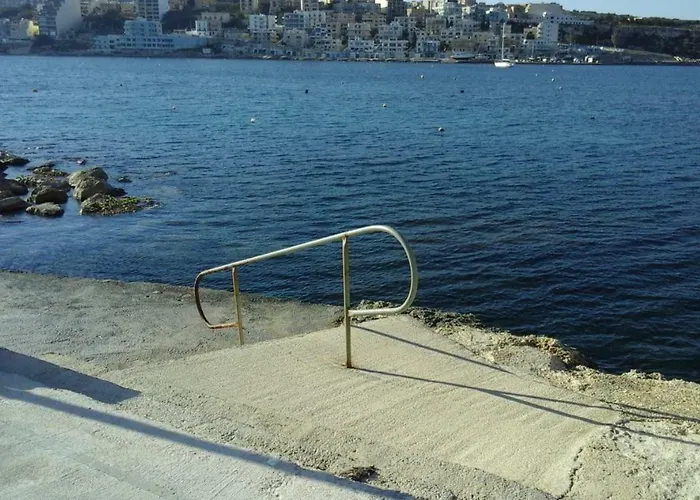 Apartament Harbour Lights Seafront 2 Bedroom With Panoramic Sea Views - By Getawaysmalta *